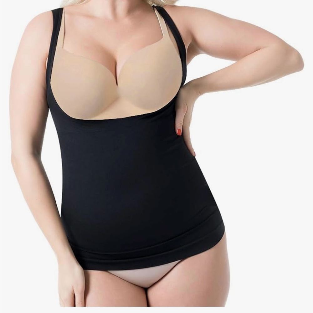 Black Shapewear Tank with Seamless Contour Fit